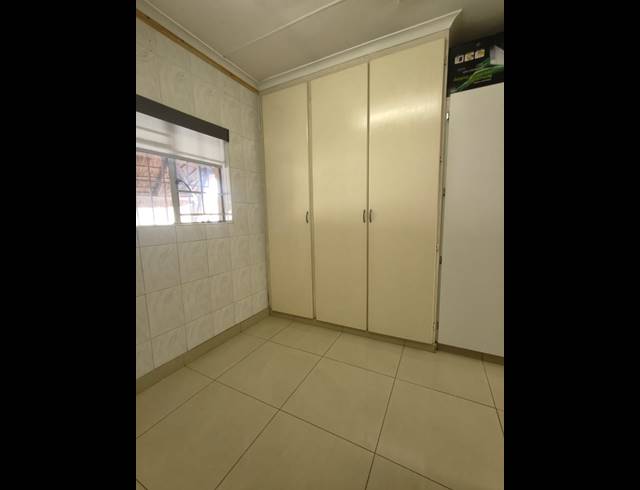 4 BEDROOM HOUSE TO LET IN VAALPARK